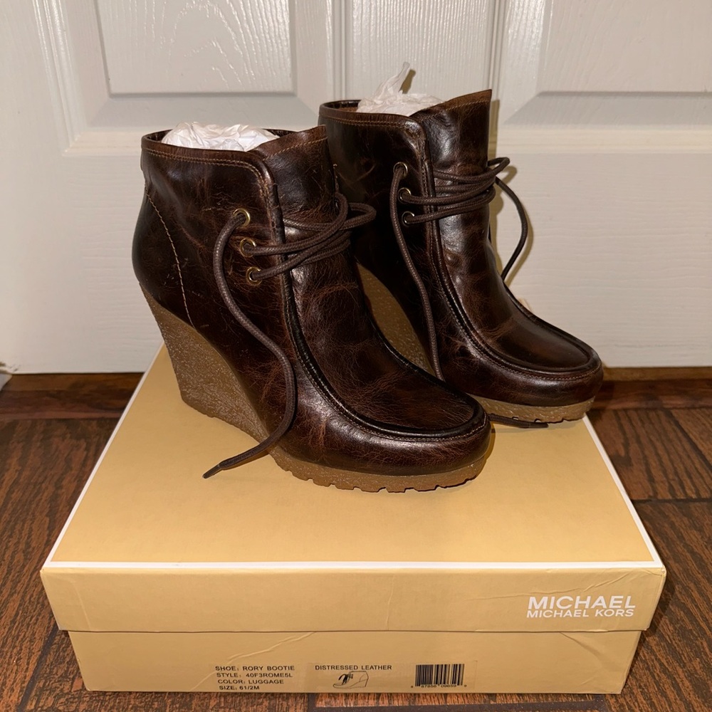 NEVER WORN Michael Kors Rory Booties